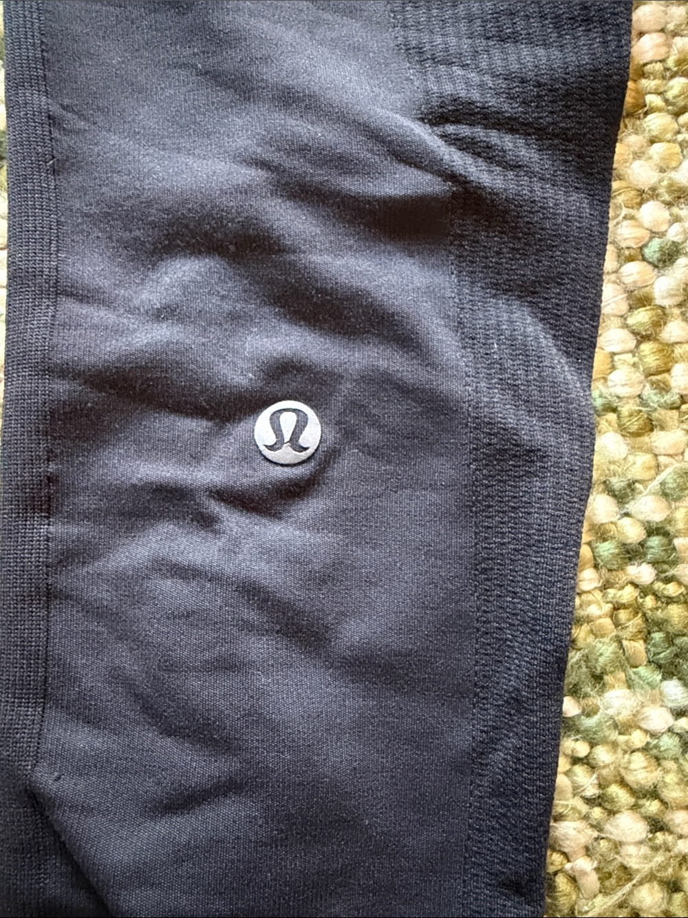 Lumulemon Grey Legging - Picture 5 of 6
